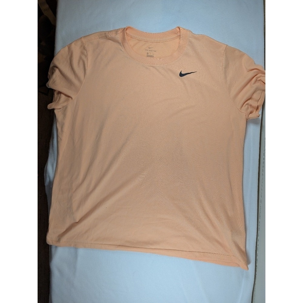 Nike‎ Swoosh Short Sleeve Tee